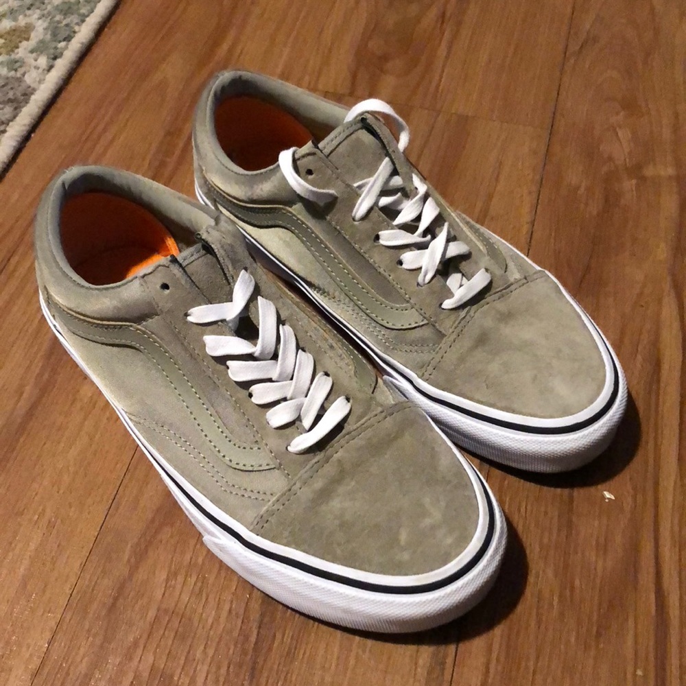 Army green classic vans